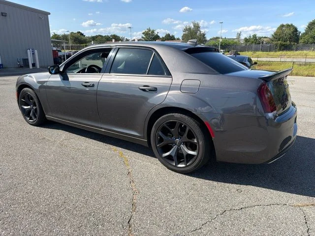 Used 2022 Gray Chrysler Touring image 7