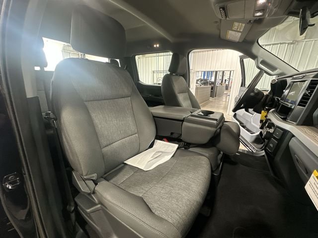 New 2026 Agate Black Metallic Ford F-250® XL image 32