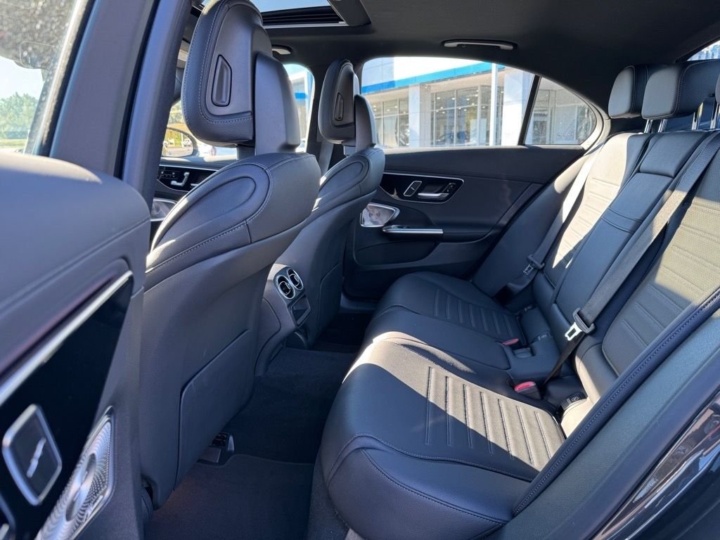 2025 Mercedes-Benz C-Class Sedan C 300 - Photo 11