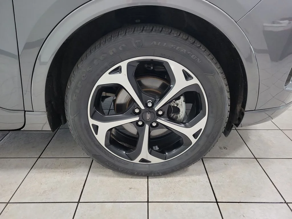 Used 2023 Gray Ford ST-Line Elite image 47