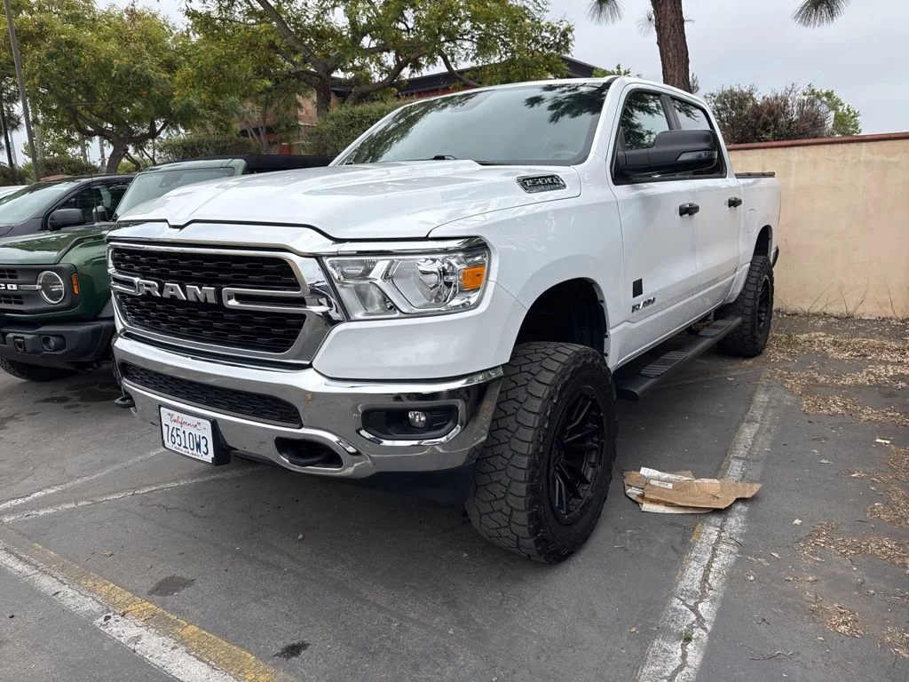Used 2023 White Ram Big Horn/Lone Star image 12