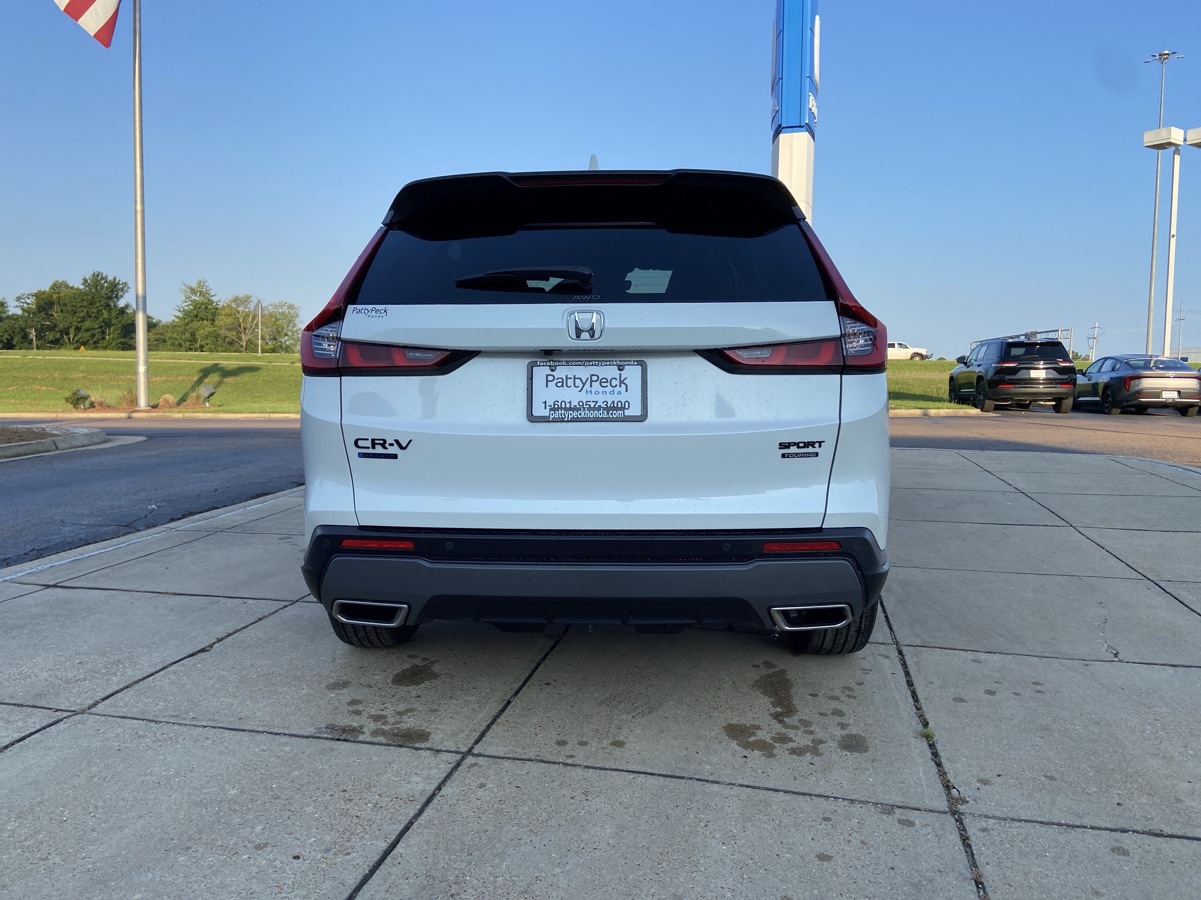 Used 2026 Platinum White Pearl Honda Sport Touring image 10