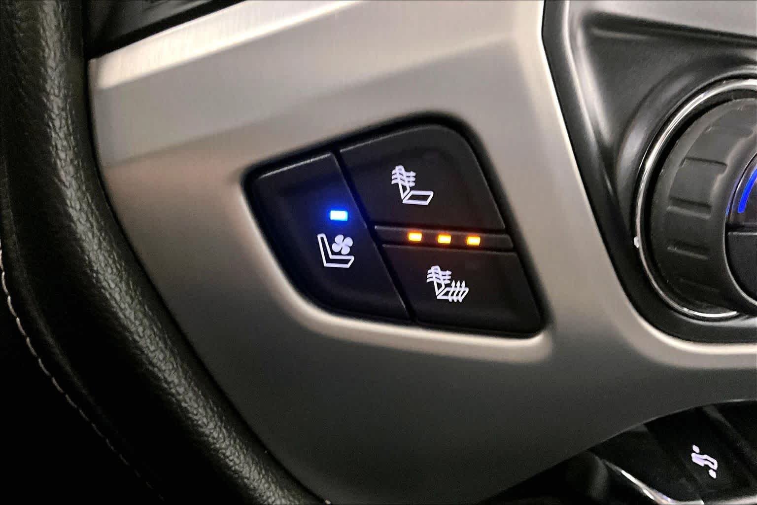 Used 2018 Onyx Black GMC SLT image 34