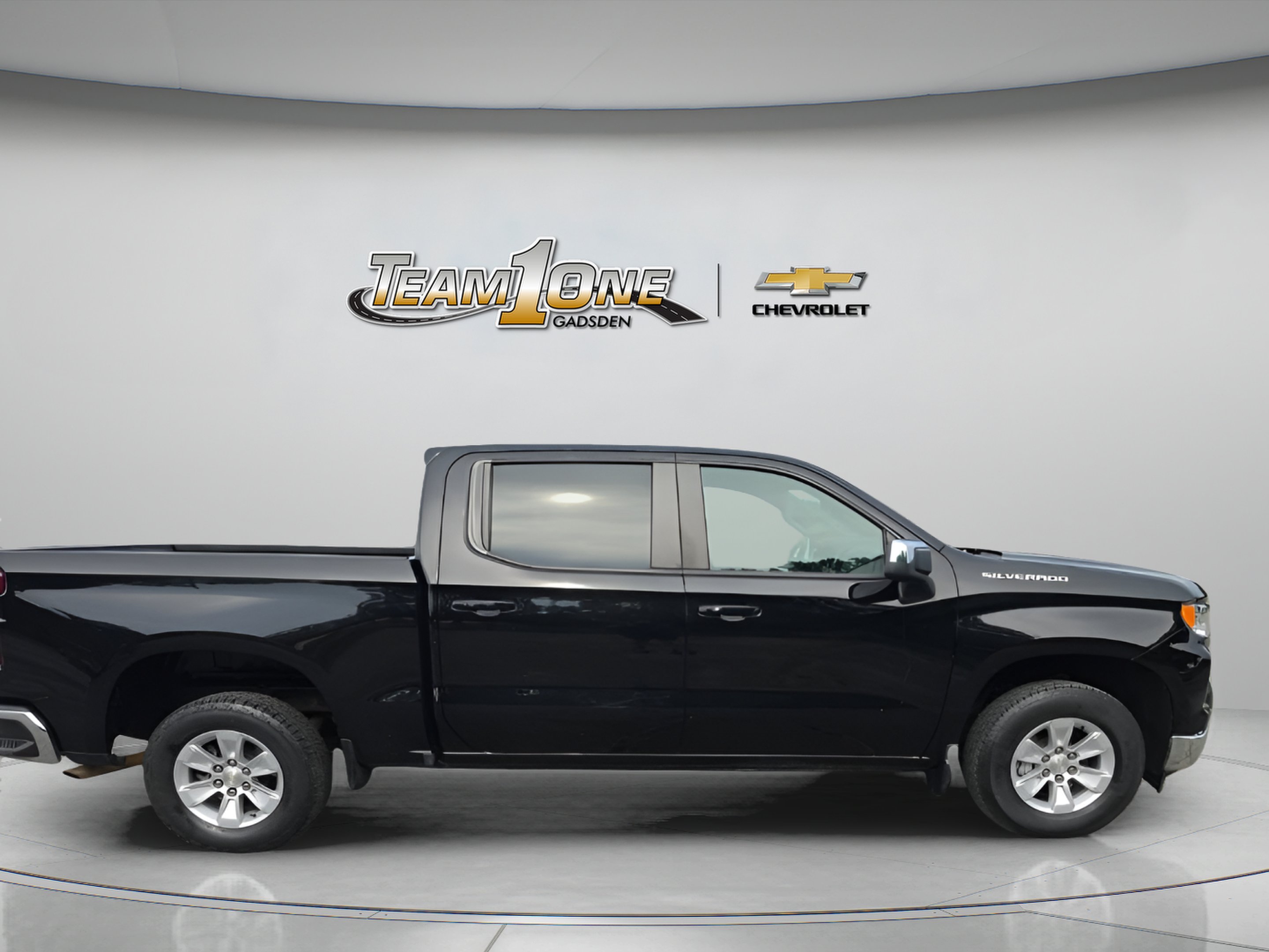 Used 2023 Black Chevrolet LT image 8