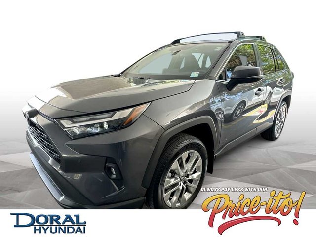 2025 Toyota RAV4 XLE Premium