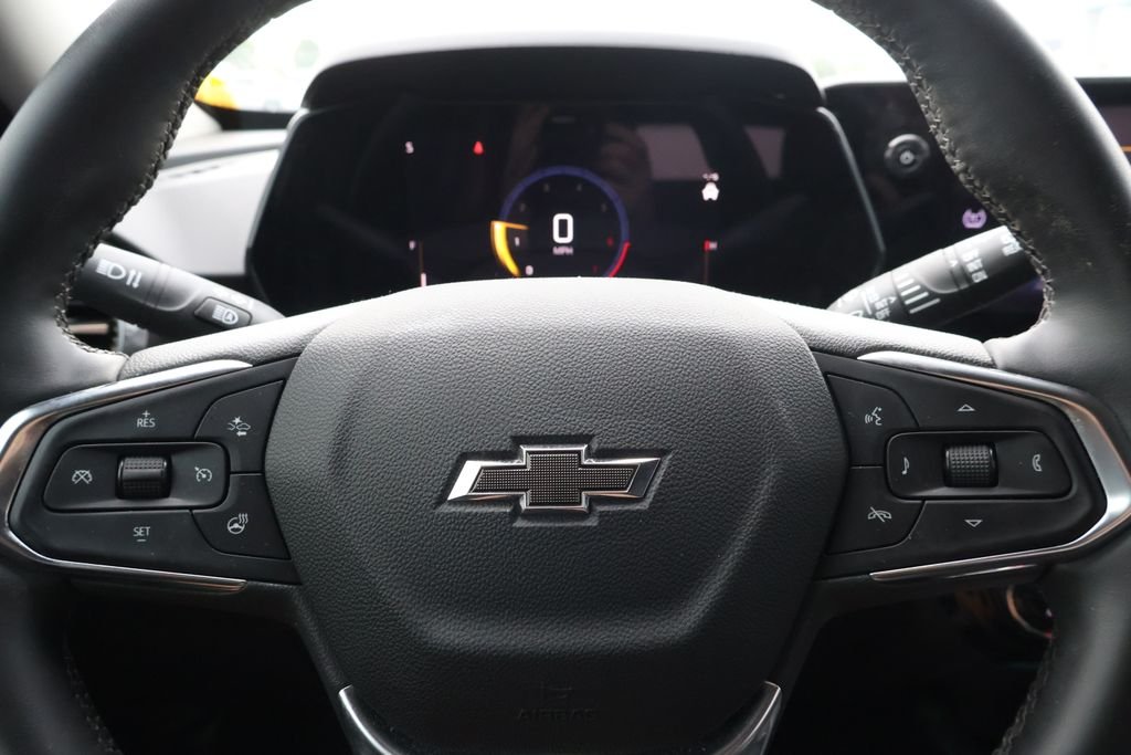 Used 2024 Mosaic Black Metallic Chevrolet ACTIV image 15