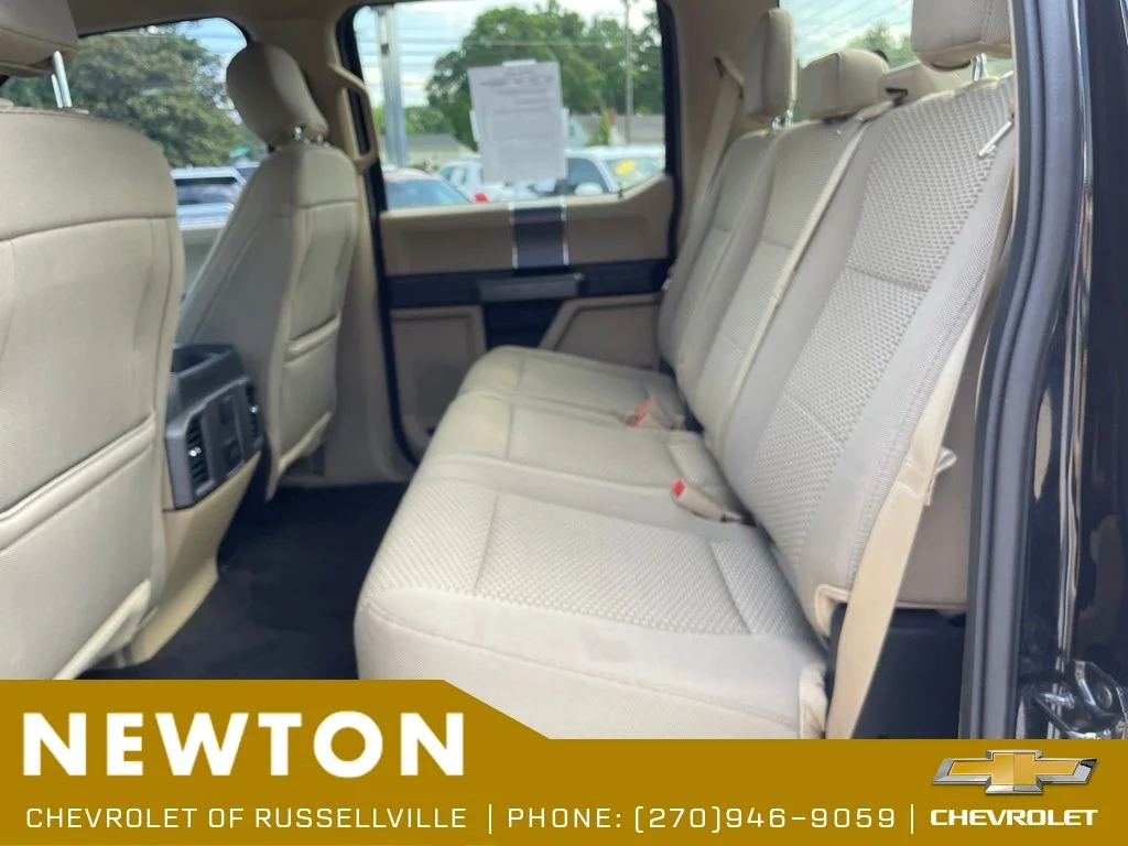 Used 2018 Shadow Black Ford XLT image 30