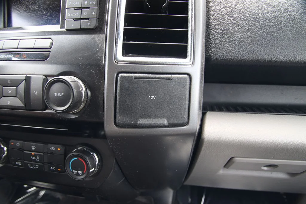 Used 2015 Red Ford XLT image 28