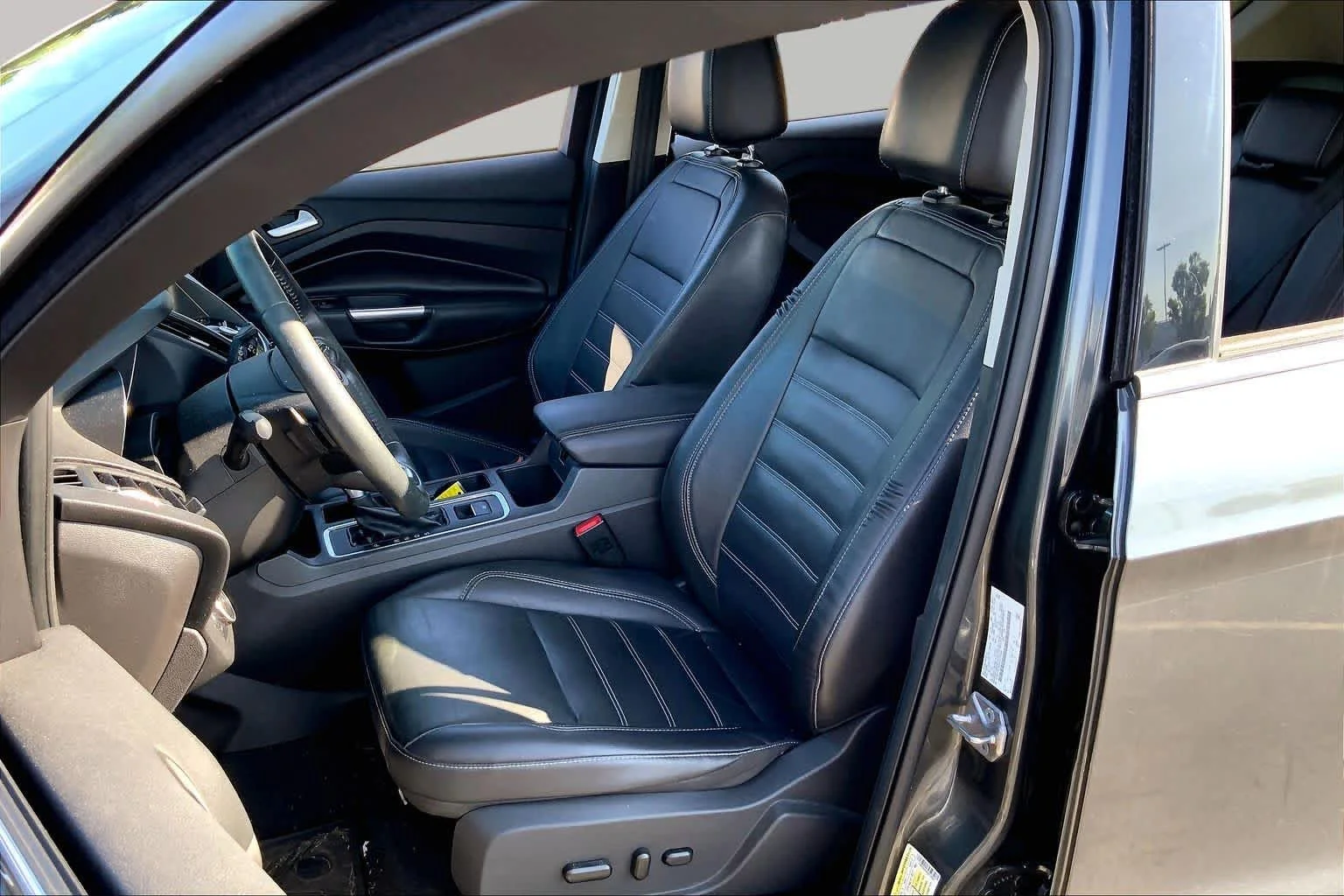 Used 2017 Magnetic Metallic Ford Titanium image 8