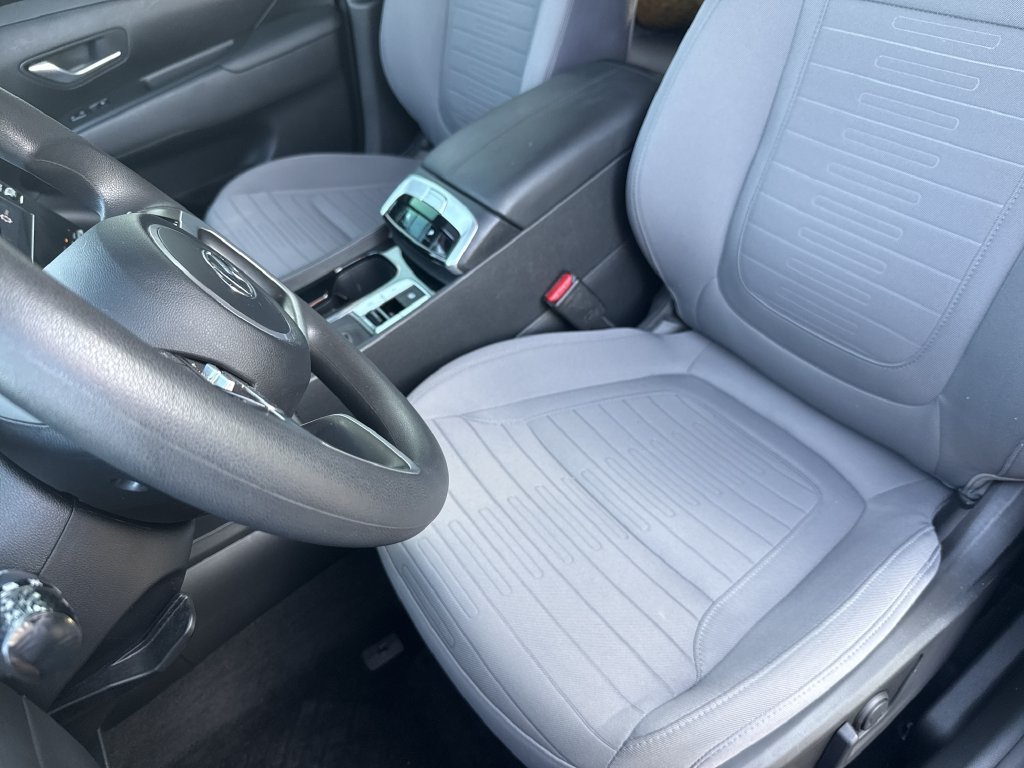 Used 2024 Hampton Gray Hyundai SEL image 10