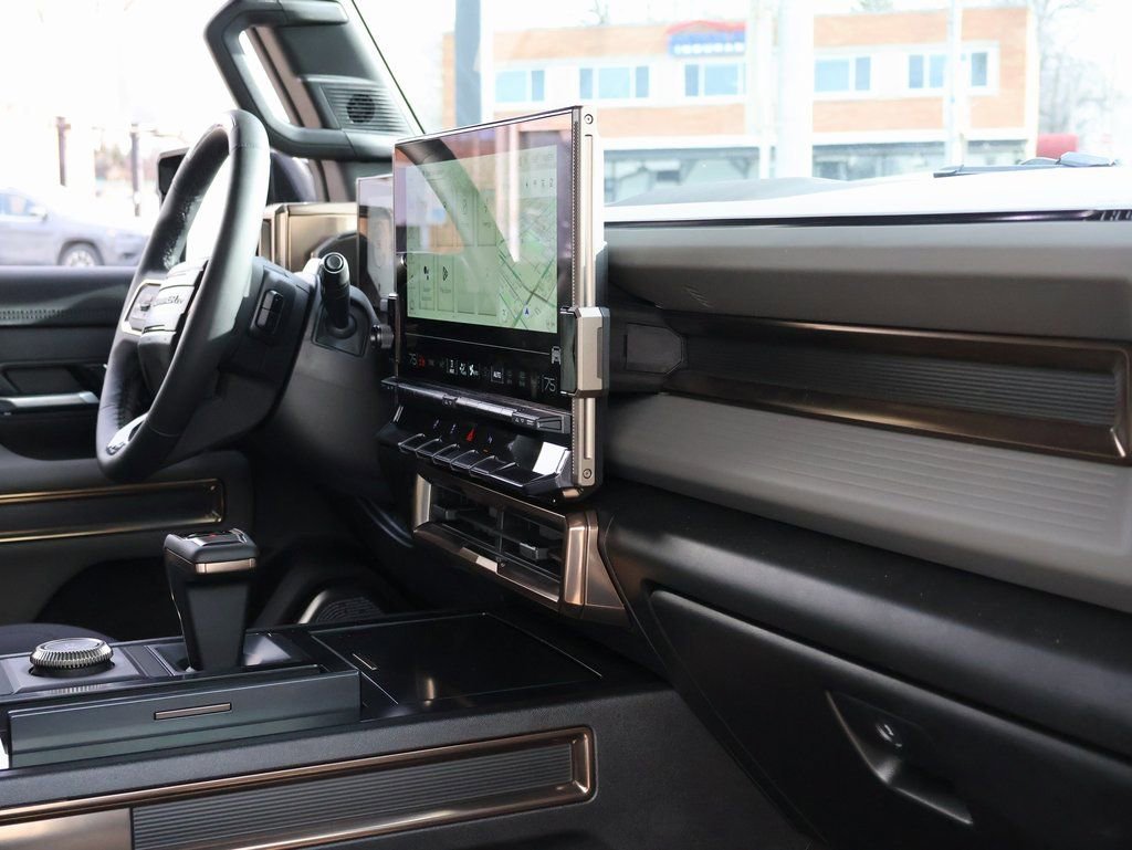 2025 GMC HUMMER EV 3X - Photo 10