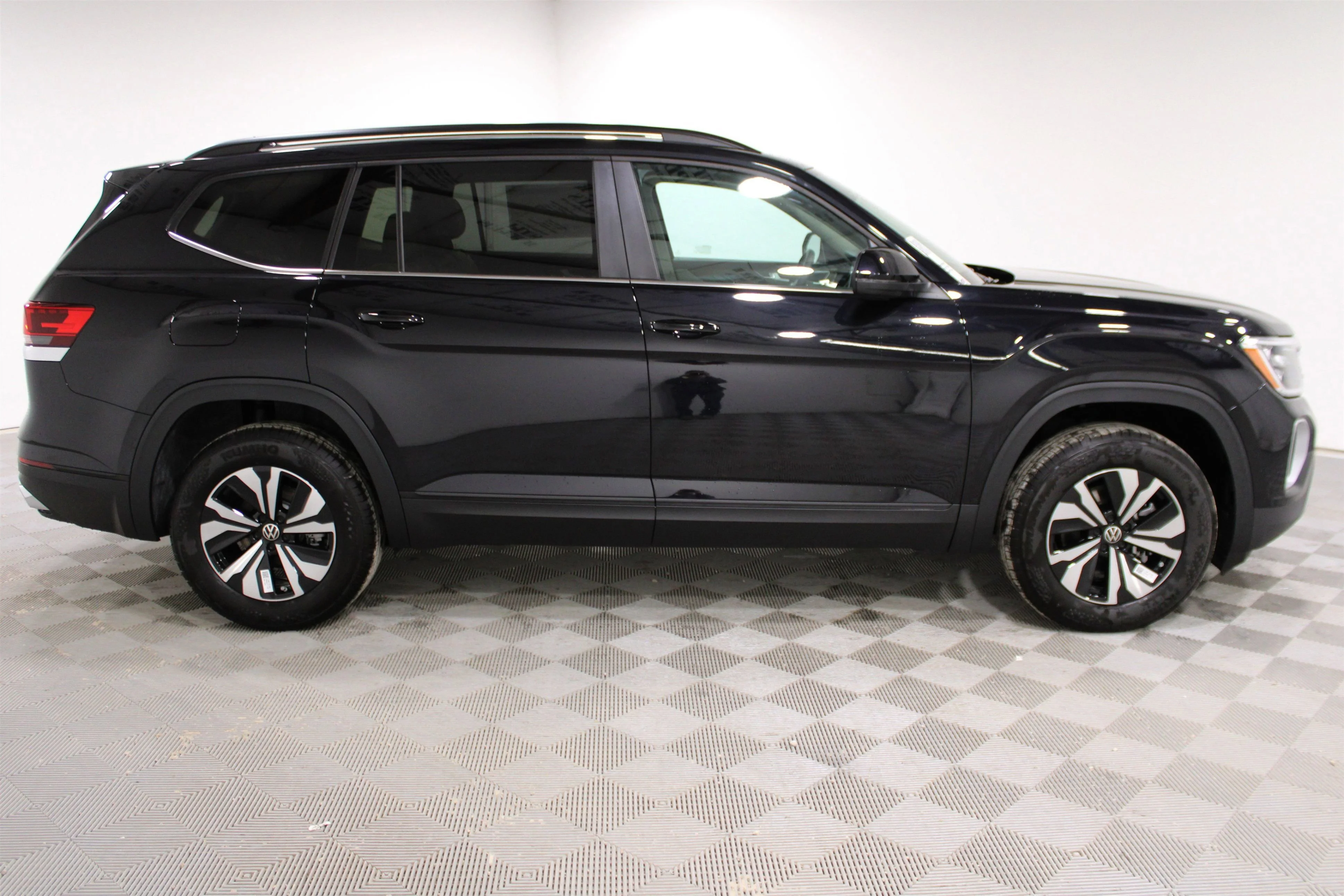 2026 Volkswagen Atlas SE - Photo 27