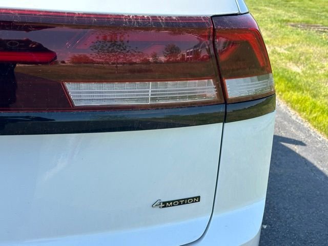 New 2026 Opal White Pearl Volkswagen 2.0T SEL R-Line Black image 11