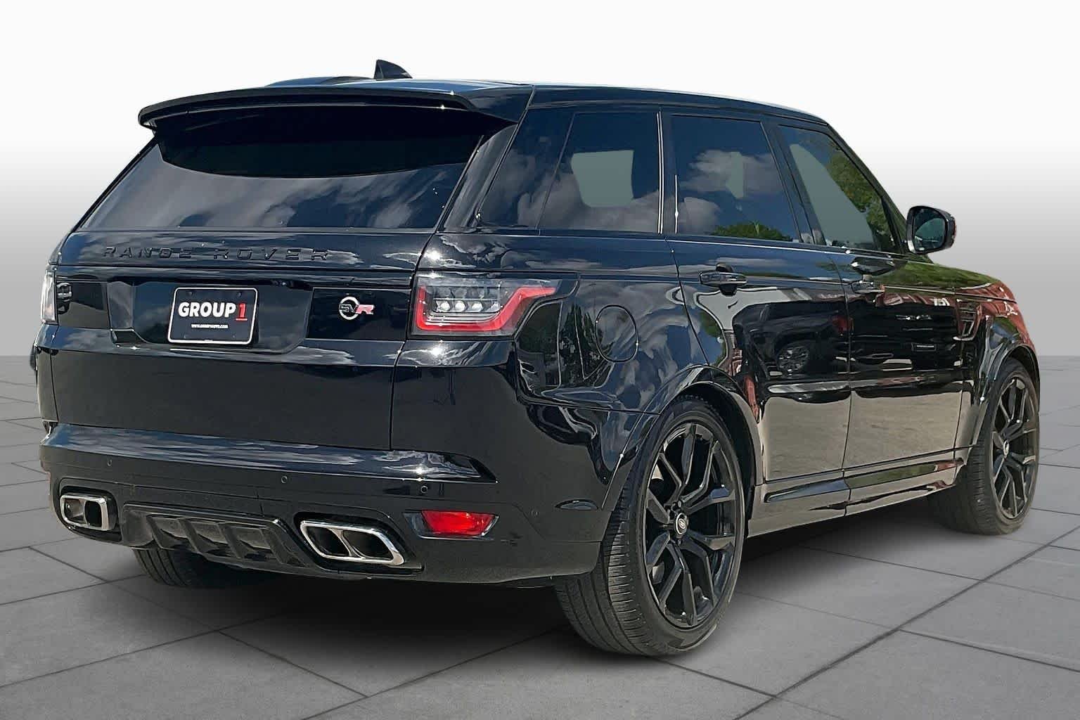 Used 2020 Ligurian Black Metallic Land Rover SVR image 12