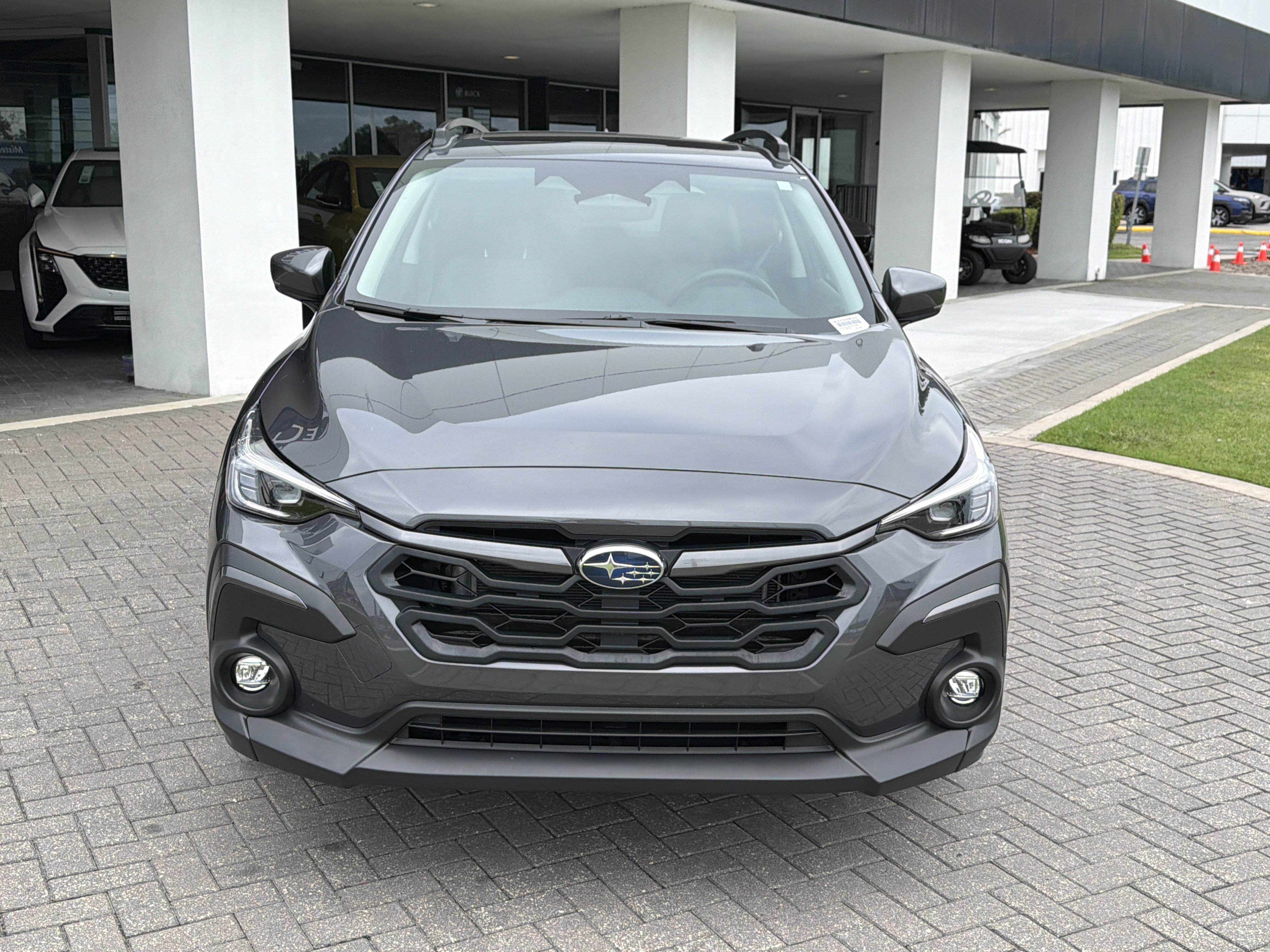 Certified Used 2025 Magnetite Gray Metallic/Crystal Black Silica Subaru Limited image 8