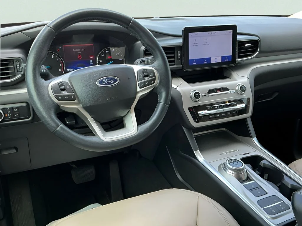 Used 2023 White Ford XLT image 27