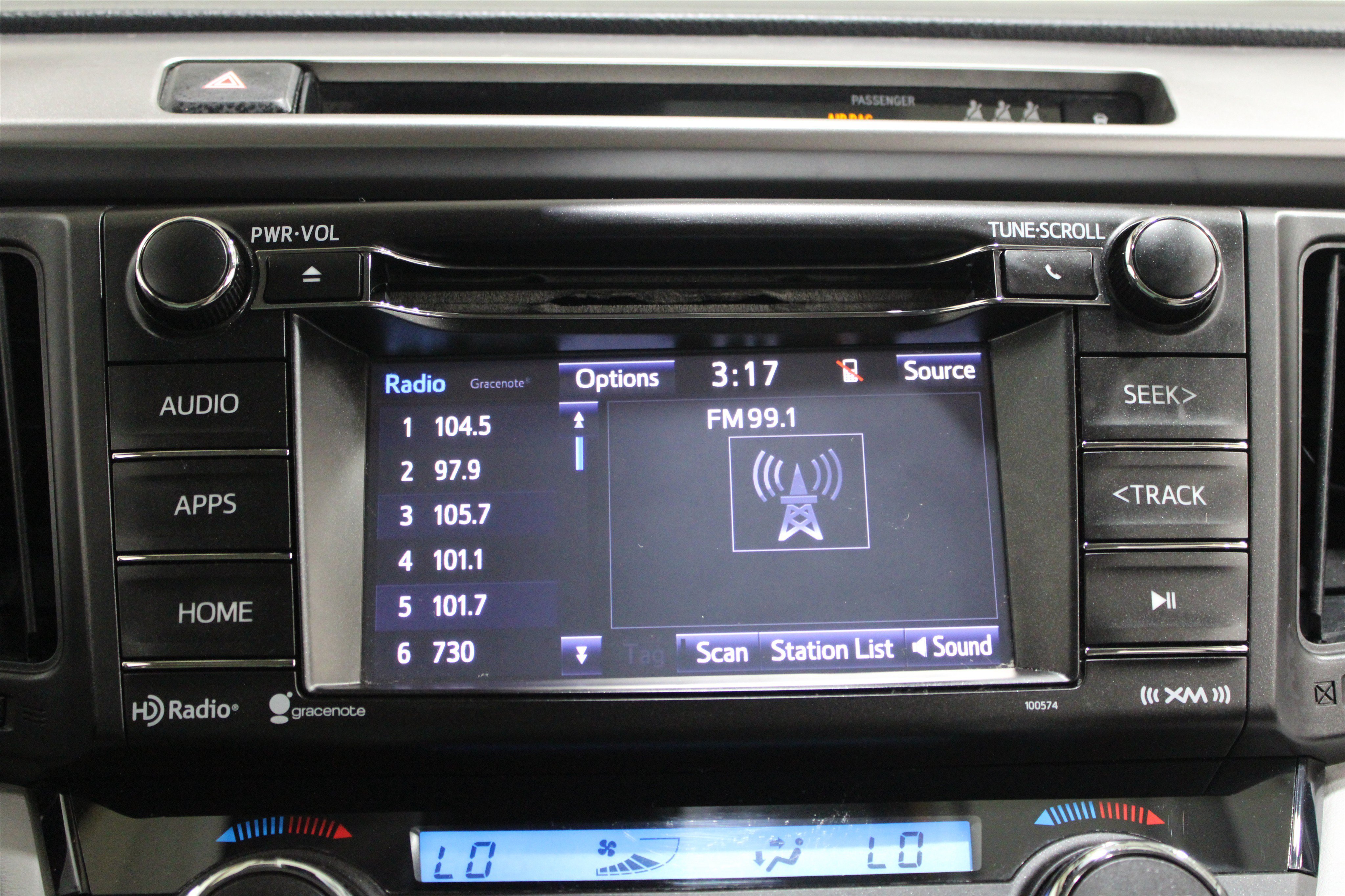Used 2018 Silver Sky Metallic Toyota XLE image 13
