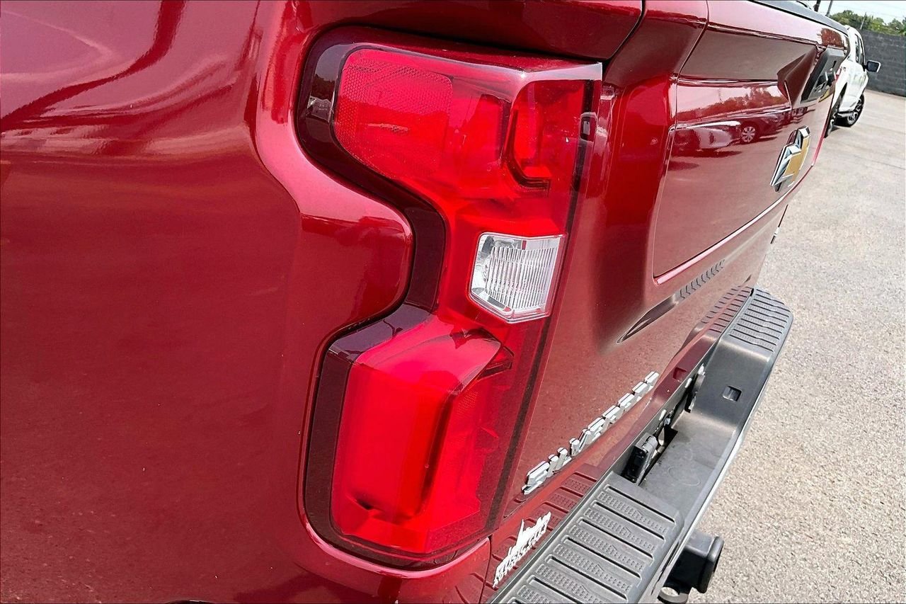 2023 Chevrolet Silverado 2500HD LTZ - Photo 26