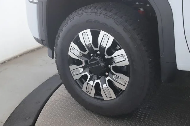 Used 2026 White GMC Denali image 13