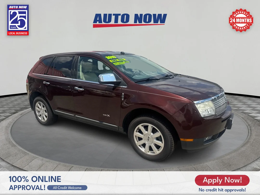 Used 2010 RED Lincoln base image 6