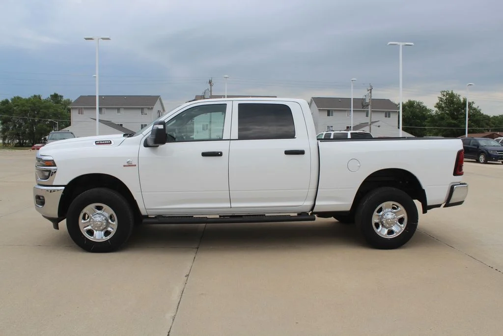 2026 RAM 2500 Tradesman - Photo 6