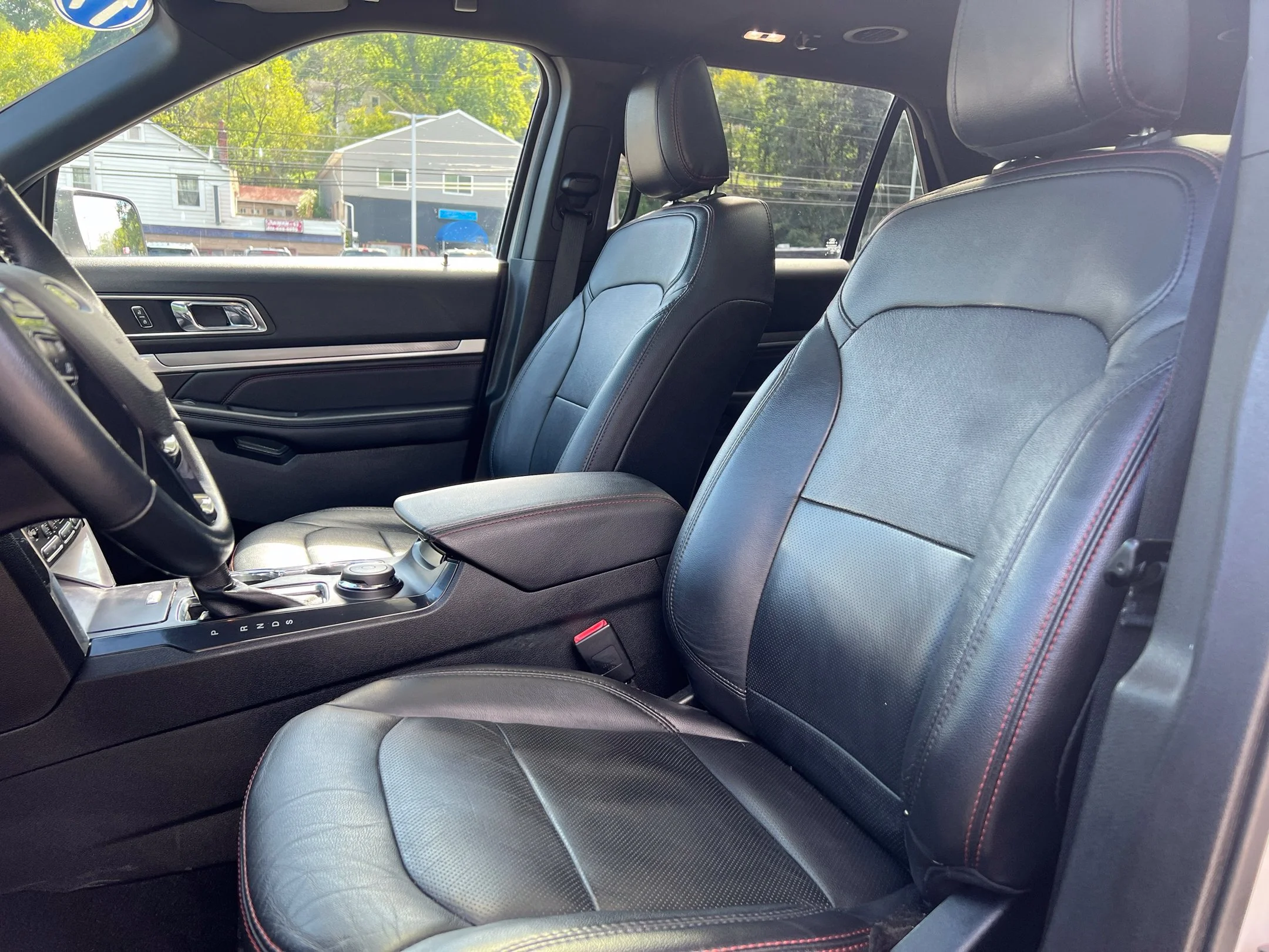 Used 2019 White Ford Sport image 18