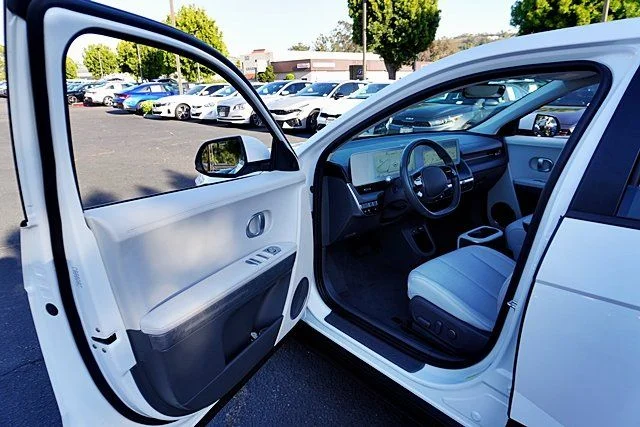 Used 2022 White Hyundai SEL image 36