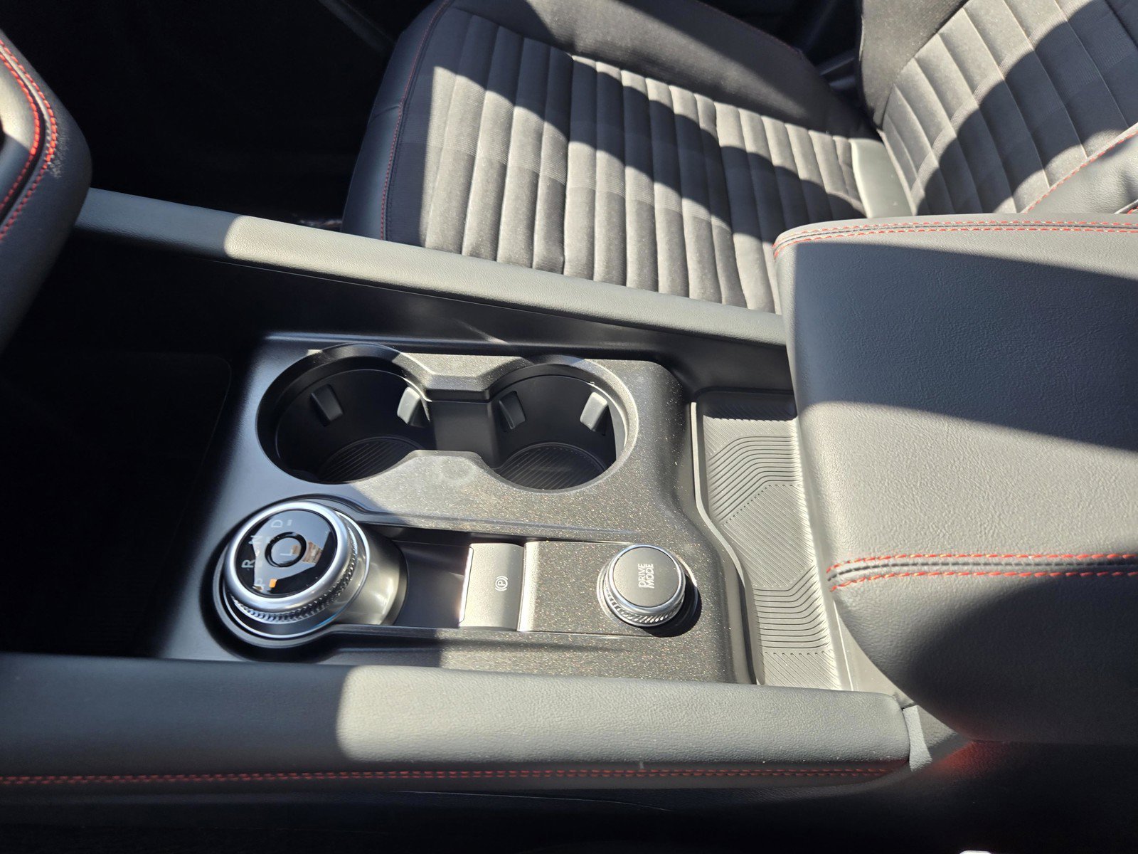 New 2026 Carbonized Gray Metallic Ford ST-Line image 13