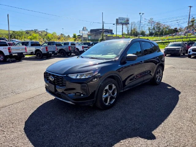 Used 2025 Black Metallic Ford ST-Line image 1