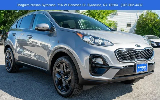 Used 2022 Gray Kia LX image 4