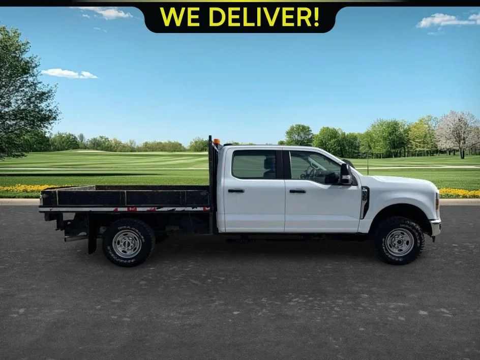 Used 2024 White Ford XL image 4