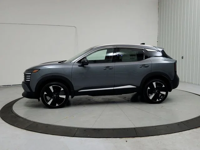 New 2026 Gray Nissan SR image 4