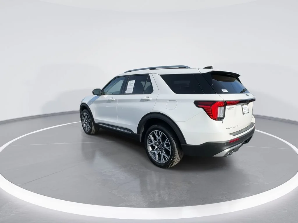Used 2025 White Ford Platinum image 6