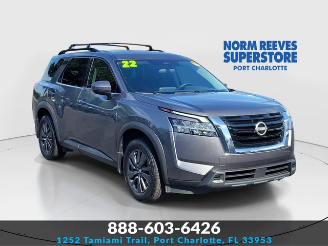 2022 Nissan Pathfinder SV