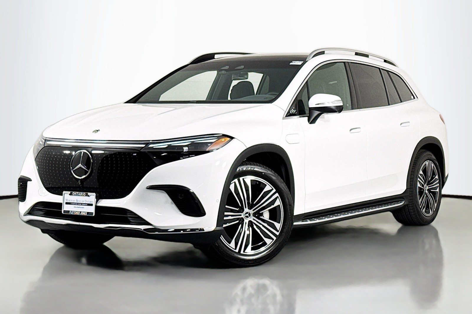 New 2026 Polar White Mercedes-Benz EQS 400 4MATIC® SUV image 1