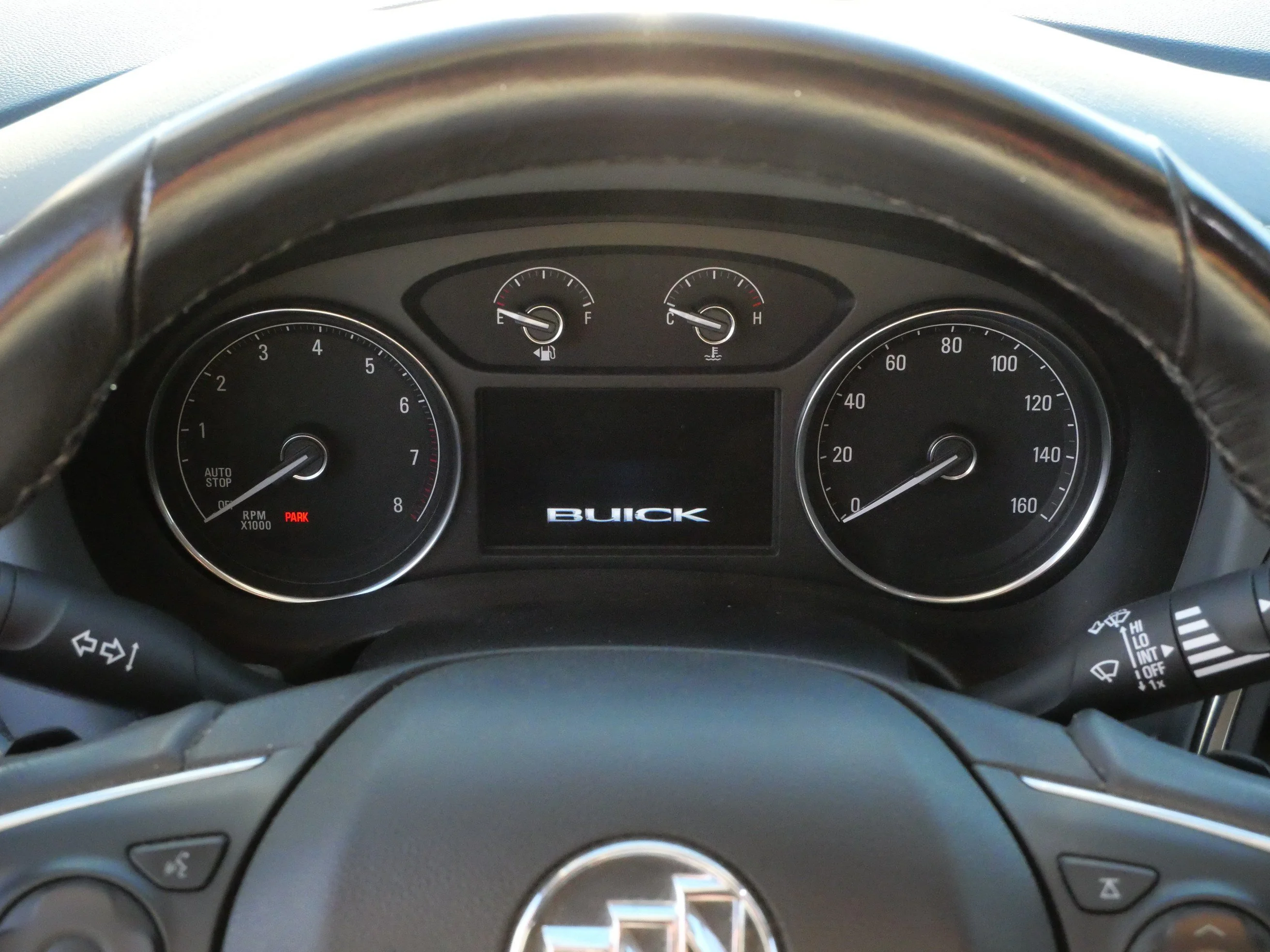 Used 2018 Red Quartz Tintcoat Buick Essence image 21