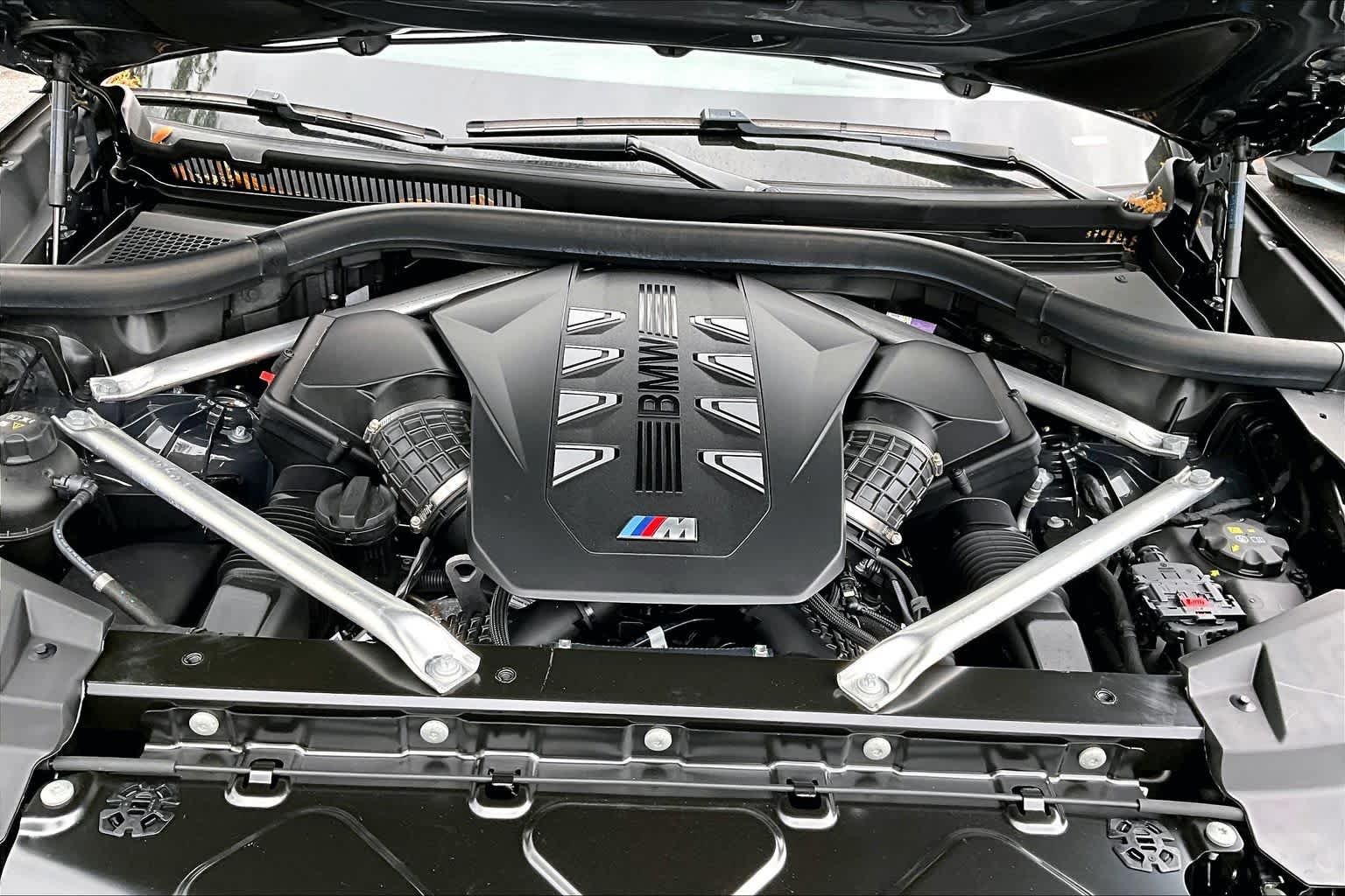 Certified Used 2024 Dravit Grey Metallic BMW M60i image 32