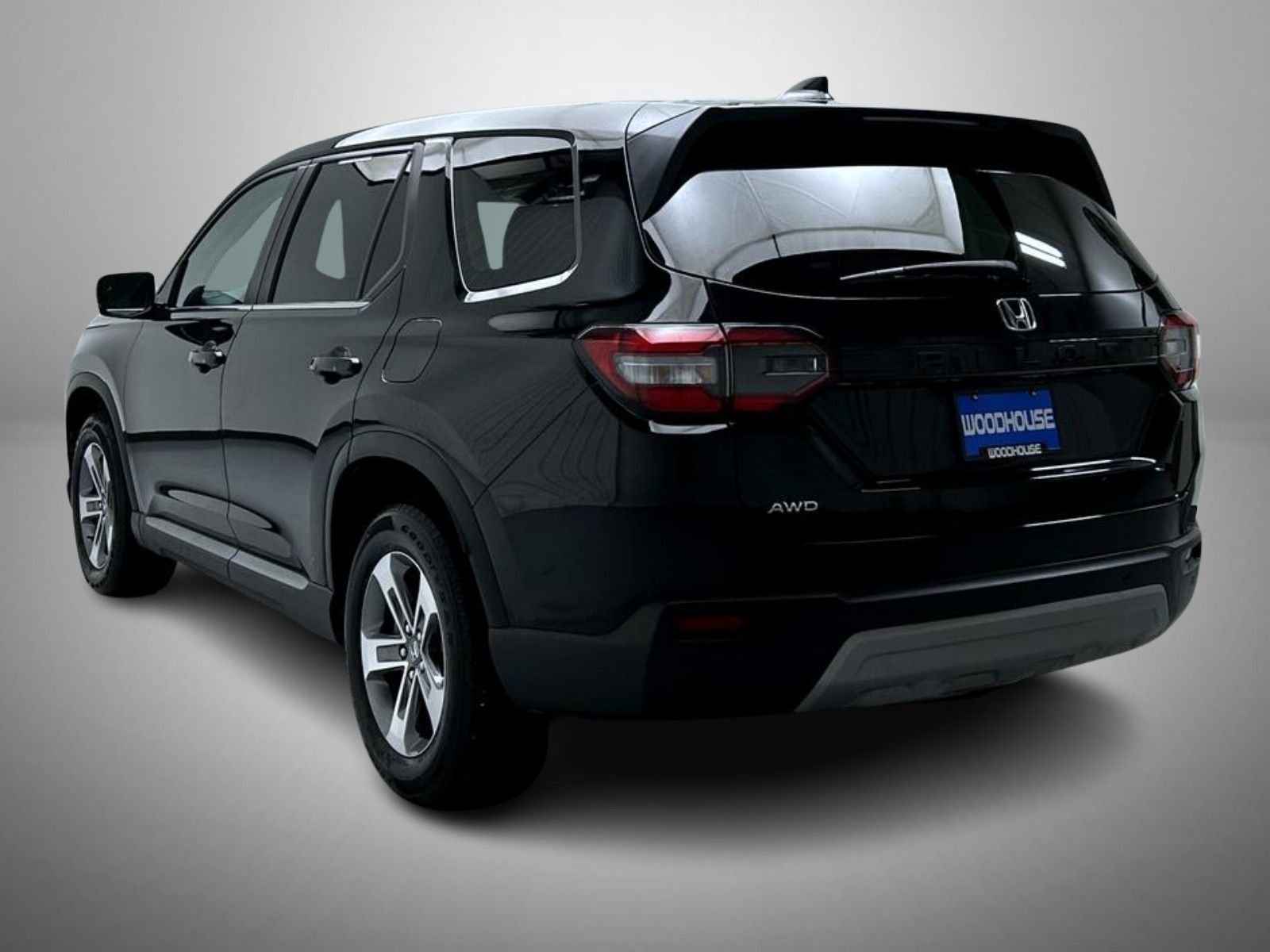 Used 2025 Black Honda EX-L image 7