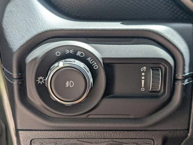 Used 2025 41 Jeep Rubicon X image 20