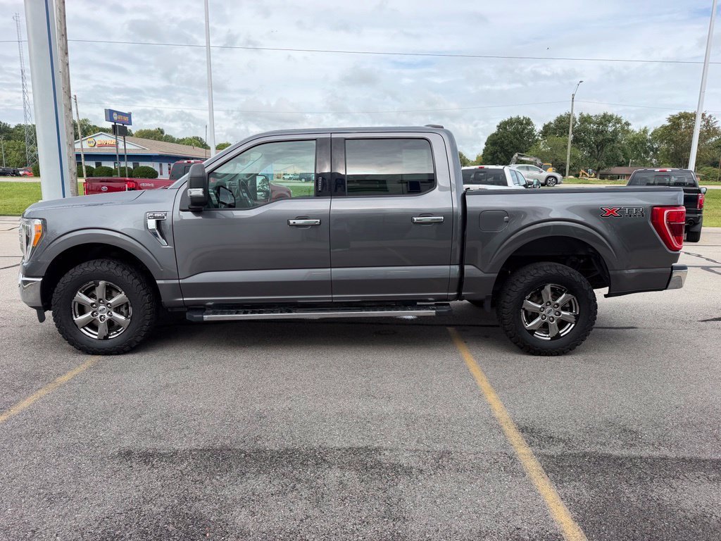 Used 2021 Gray Ford XLT image 28
