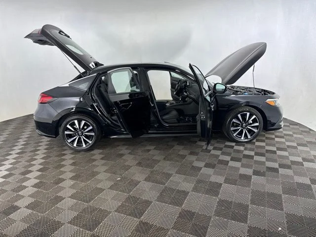 Used 2024 Blue Honda EX-L image 16