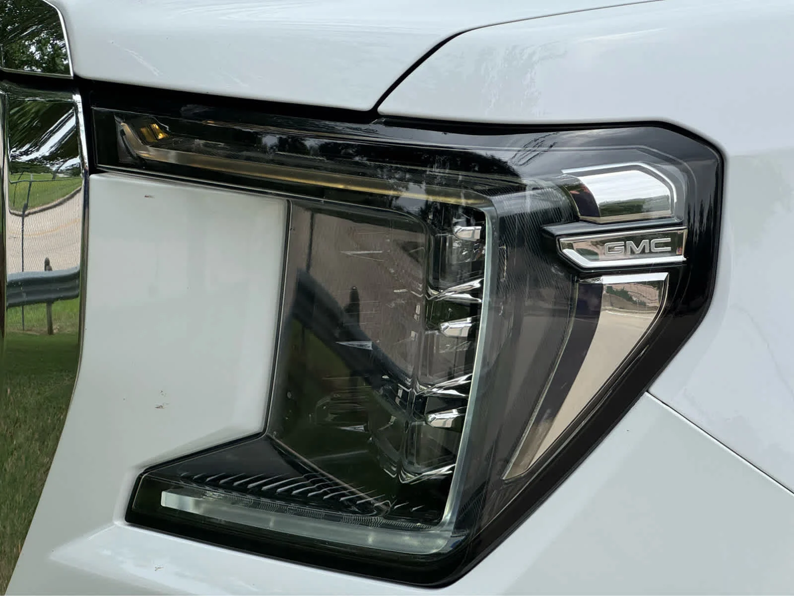 Used 2021 Summit White GMC SLT image 9