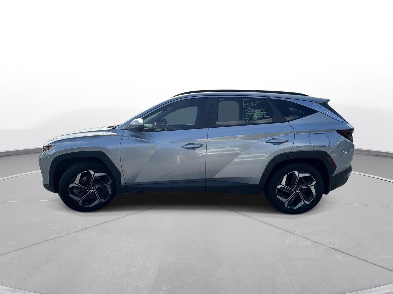 Used 2024 Shimmering Silver Hyundai SEL image 9