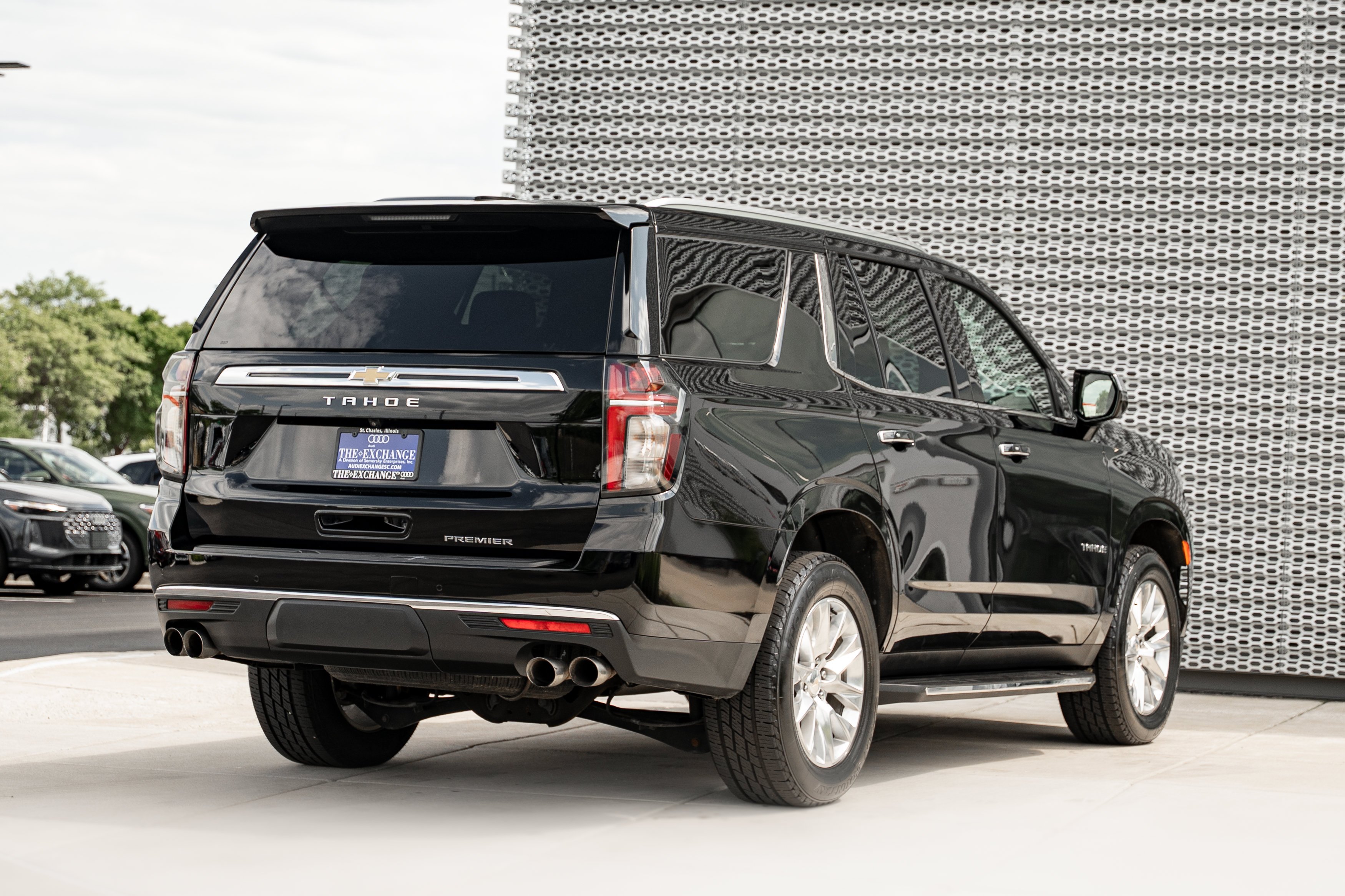 Used 2021 Black Chevrolet Premier image 4
