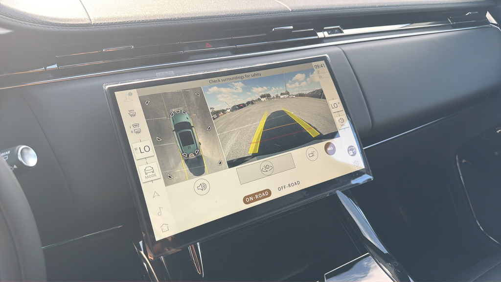 New 2026 Santorini Black Land Rover SE image 24