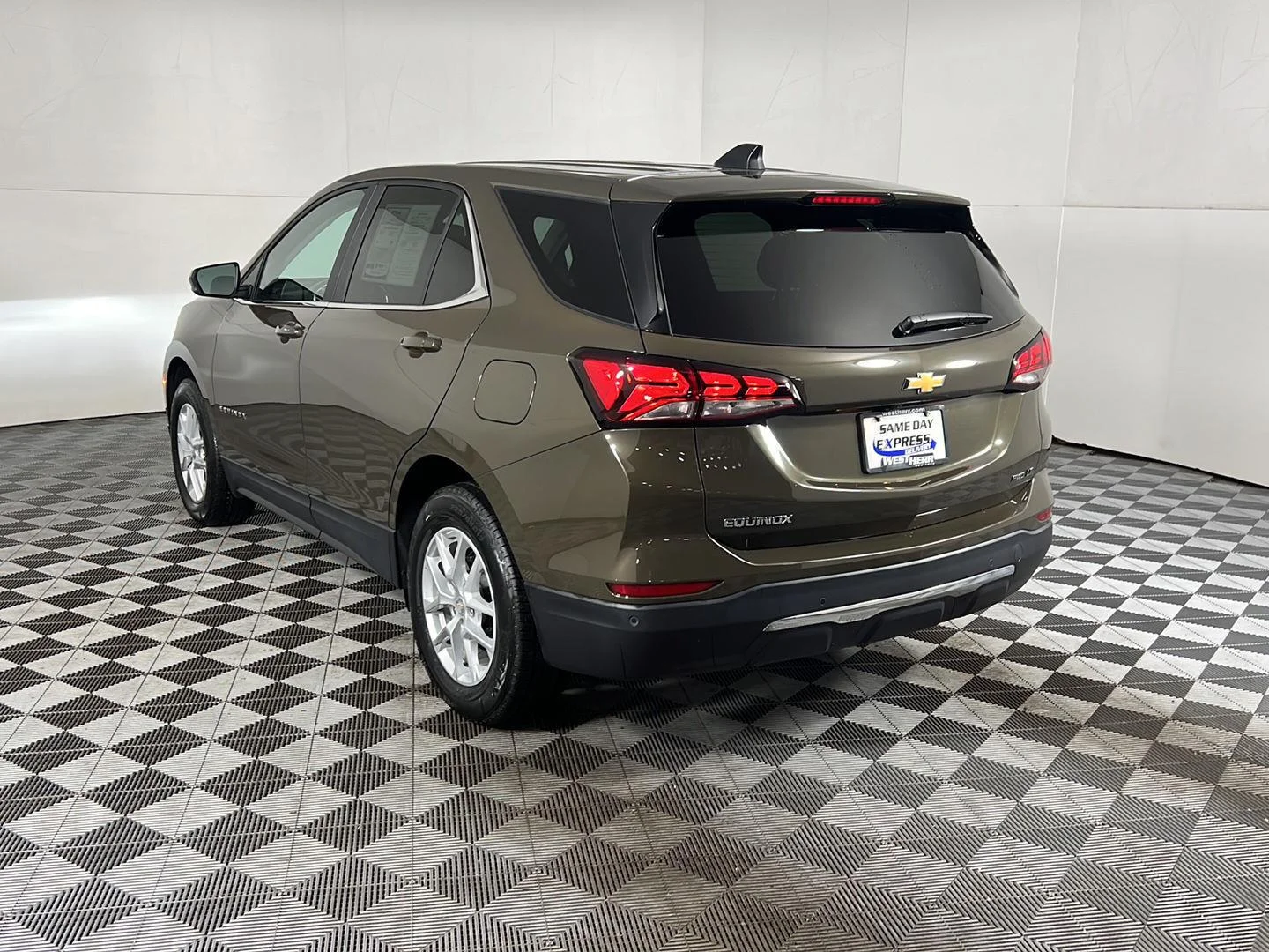 Used 2024 Harvest Bronze Metallic Chevrolet LT image 26