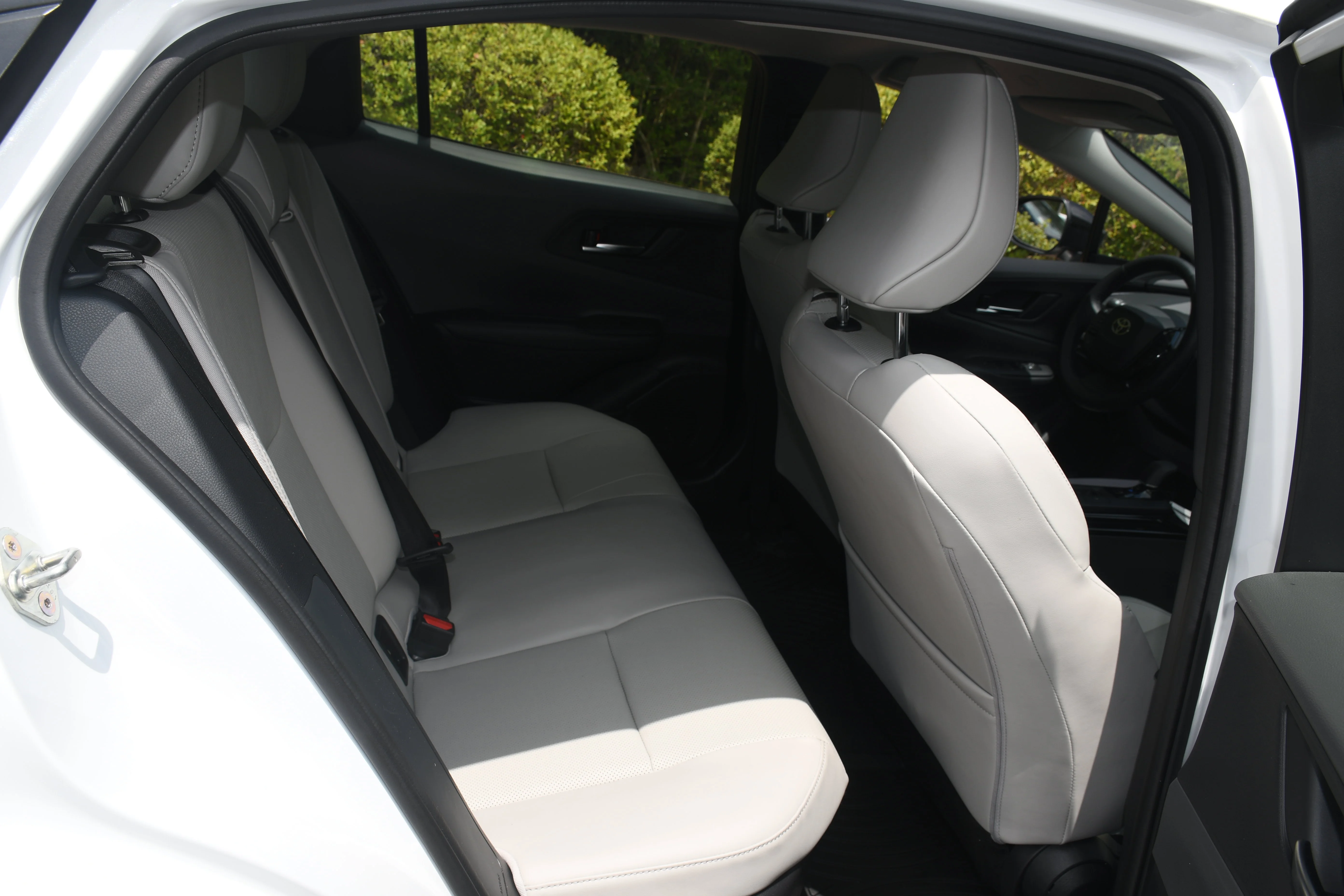 Used 2025 Beige Toyota XLE image 18