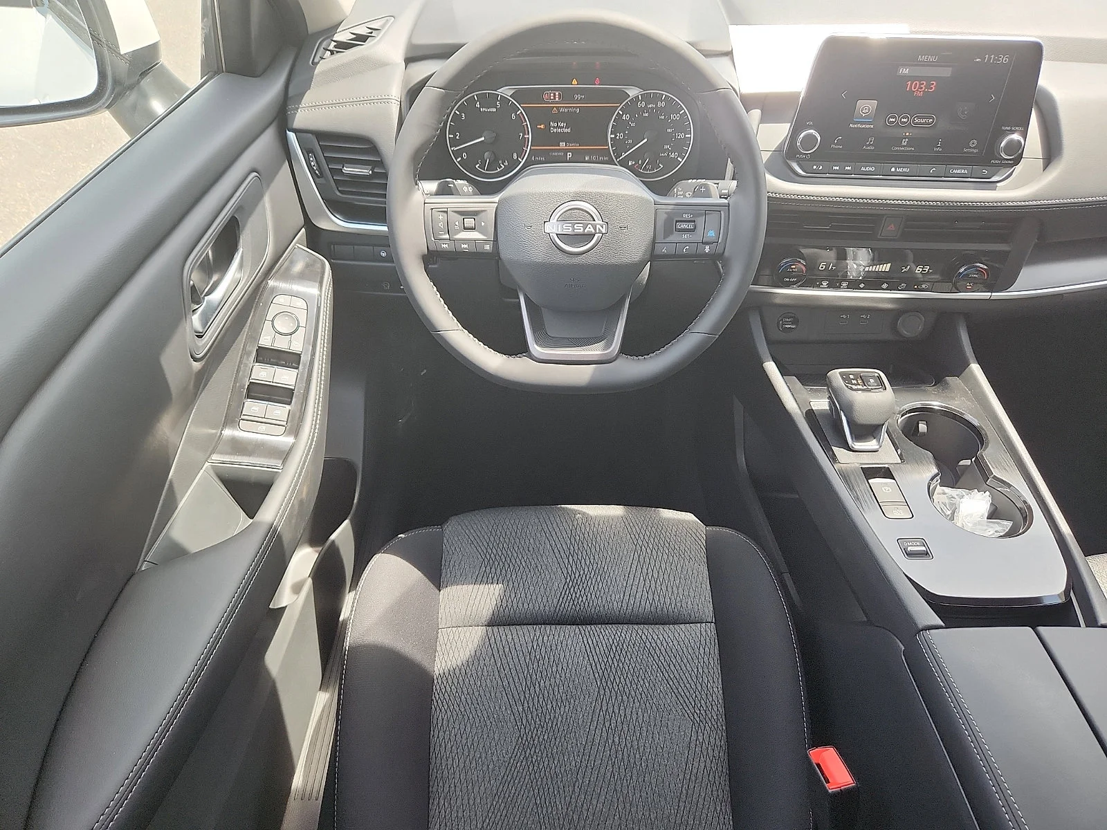 New 2026 Everest White Pearl TriCoat Nissan SV image 9