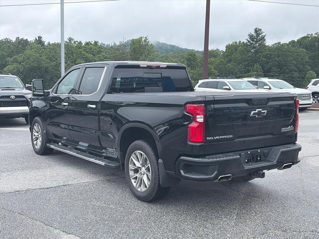 Certified Used 2021 BLACK Chevrolet High Country image 3