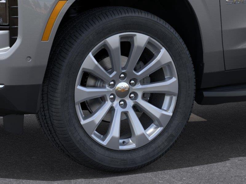 2026 Chevrolet Suburban Premier - Photo 9